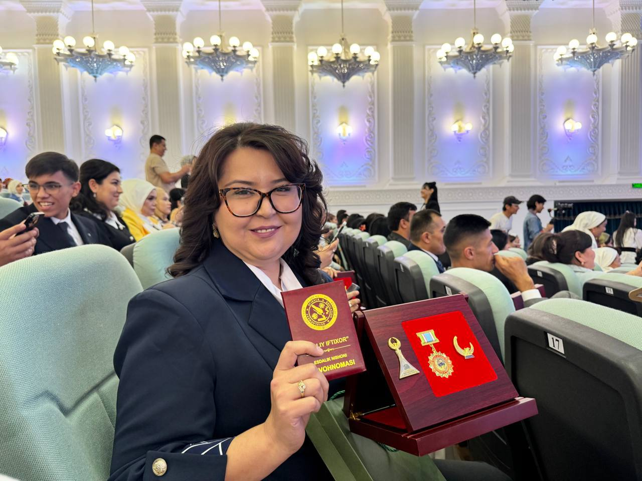 TIU professor-o‘qituvchilari xalqaro mukofot bilan takdirlandi